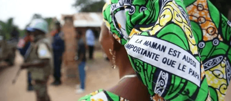 Membres du FDS lors d'une assemblée participative